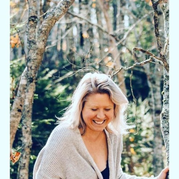 Meet your Posher, Nicola - Picture 1 of 1